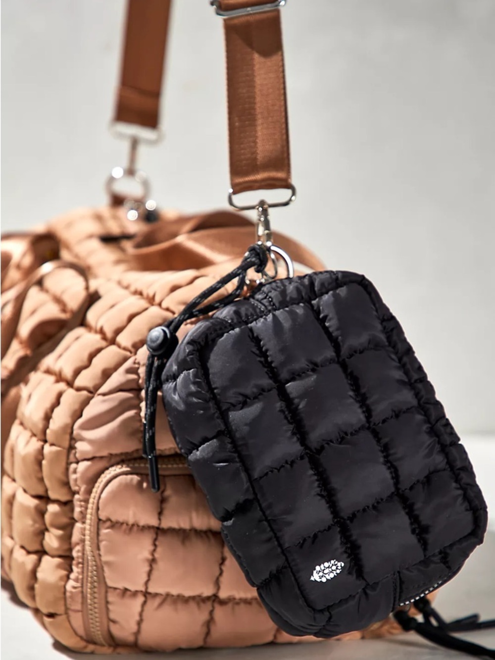 NWOT Free People FP Movement Quilted Mini Case - Picture 3 of 13